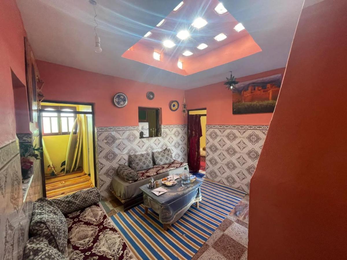 Cap Sim Surf House Panzió Szavíra Kültér fotó